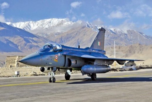 印度政府批準採購83架"光輝"戰機 印防長猛誇：最先進4代機